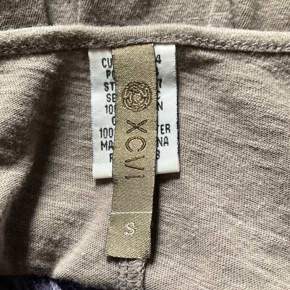 XCVI Grey Tank Top - Small Longer in back - Picture 3 of 5